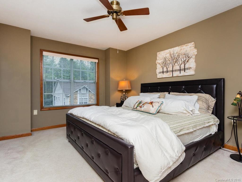 344 Laurel Park Place - Photo 13