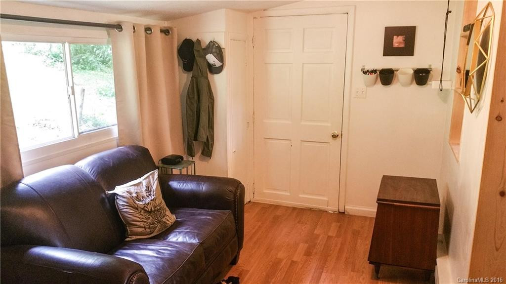 8 Shirleys Way - Photo 4