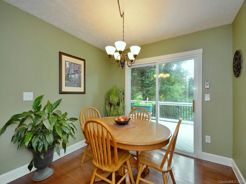 215 Pine Tree Court - Photo 7