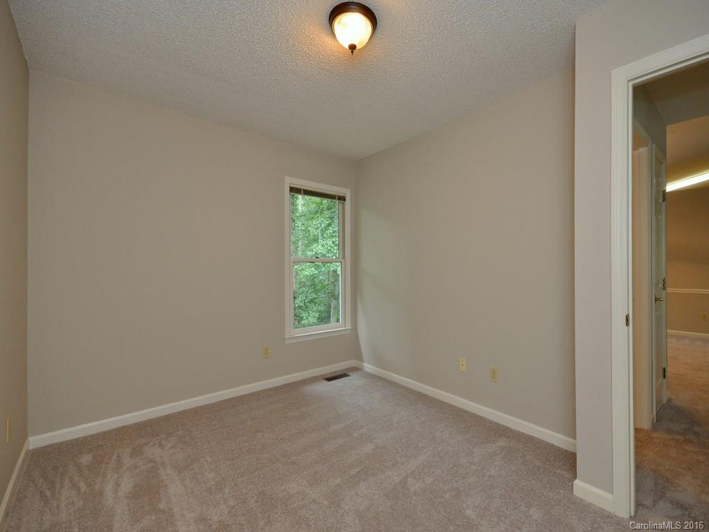 112 Averys Creek Lane - Photo 8