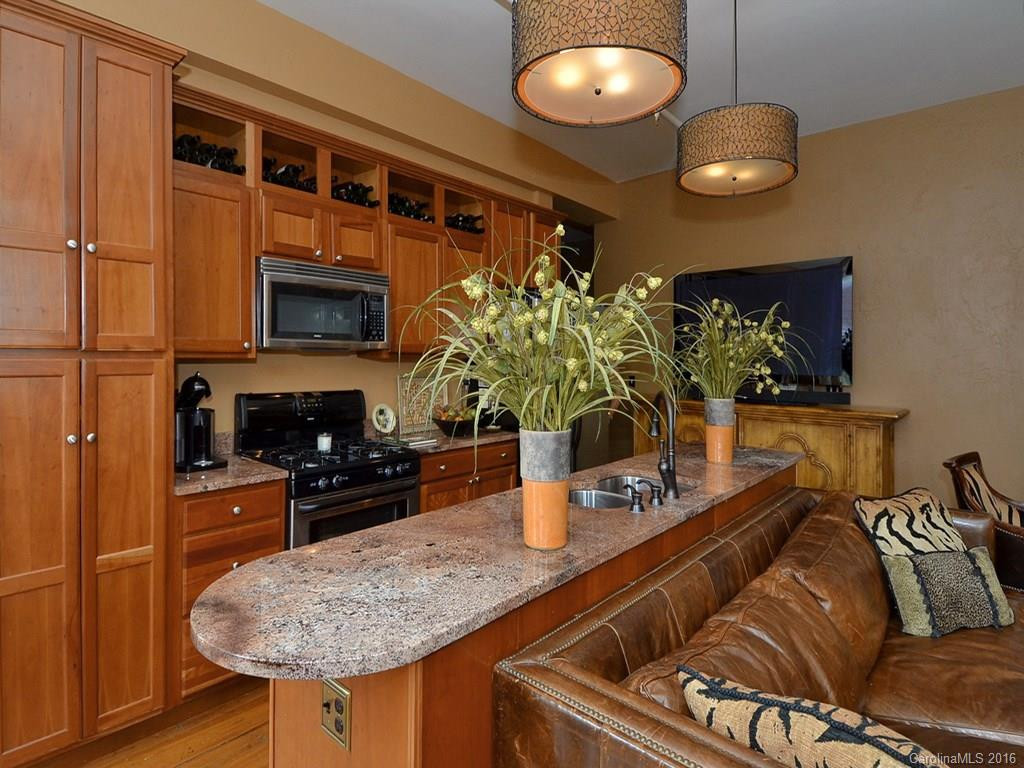 49 Broadway Street #301 - Photo 4