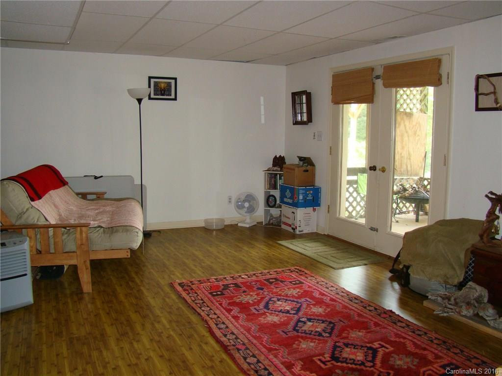 1360 Jupiter Road - Photo 17