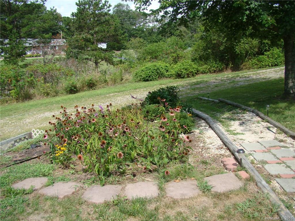 1360 Jupiter Road - Photo 19