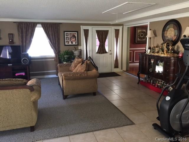707 Bridges Farm Road - Photo 2