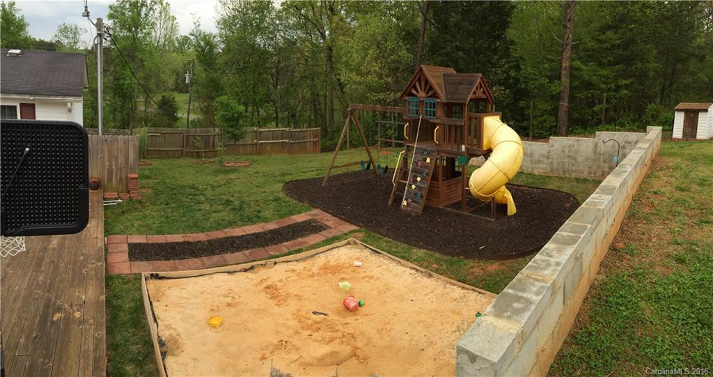 707 Bridges Farm Road - Photo 18