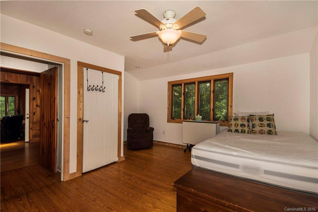 295 Woodland Road - Photo 18