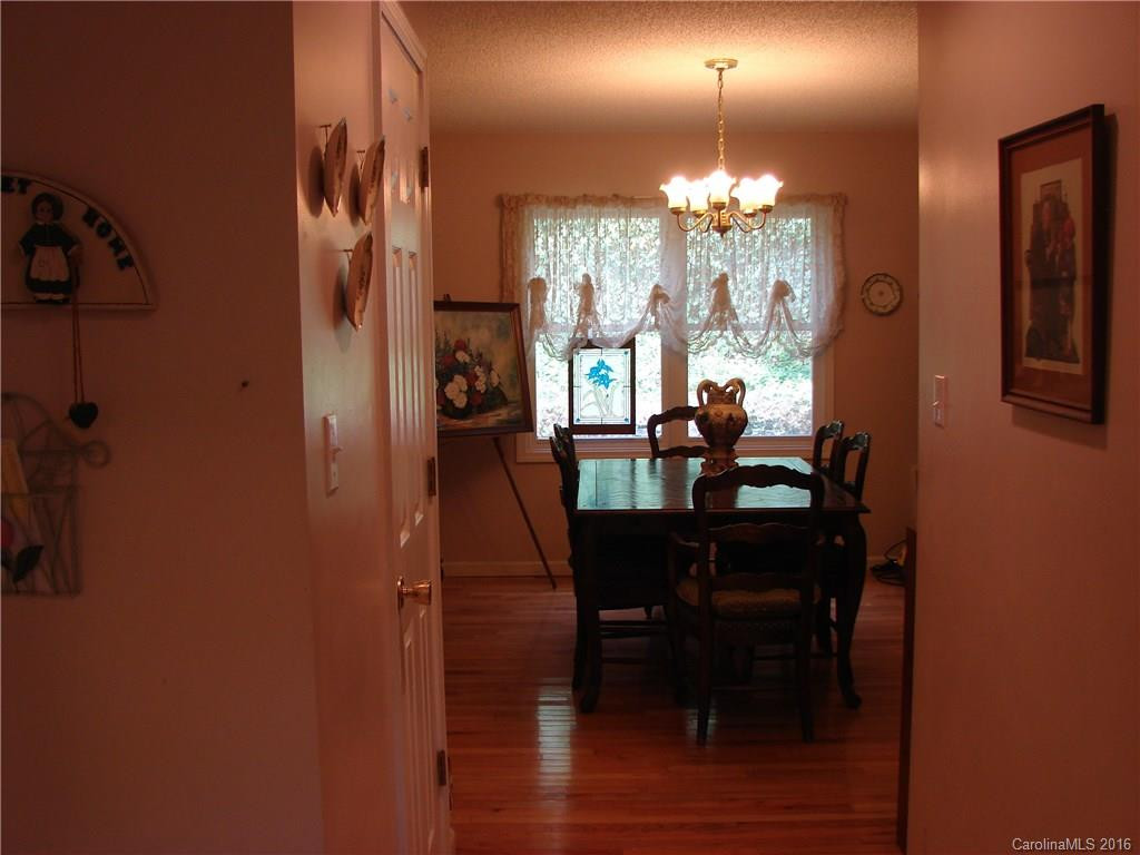 7 Pine Tops Drive - Photo 14