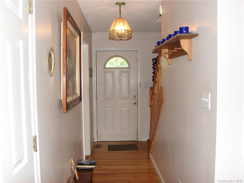 7 Pine Tops Drive - Photo 6