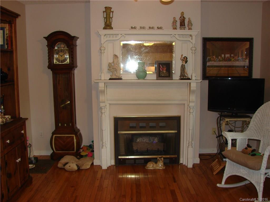 7 Pine Tops Drive - Photo 10