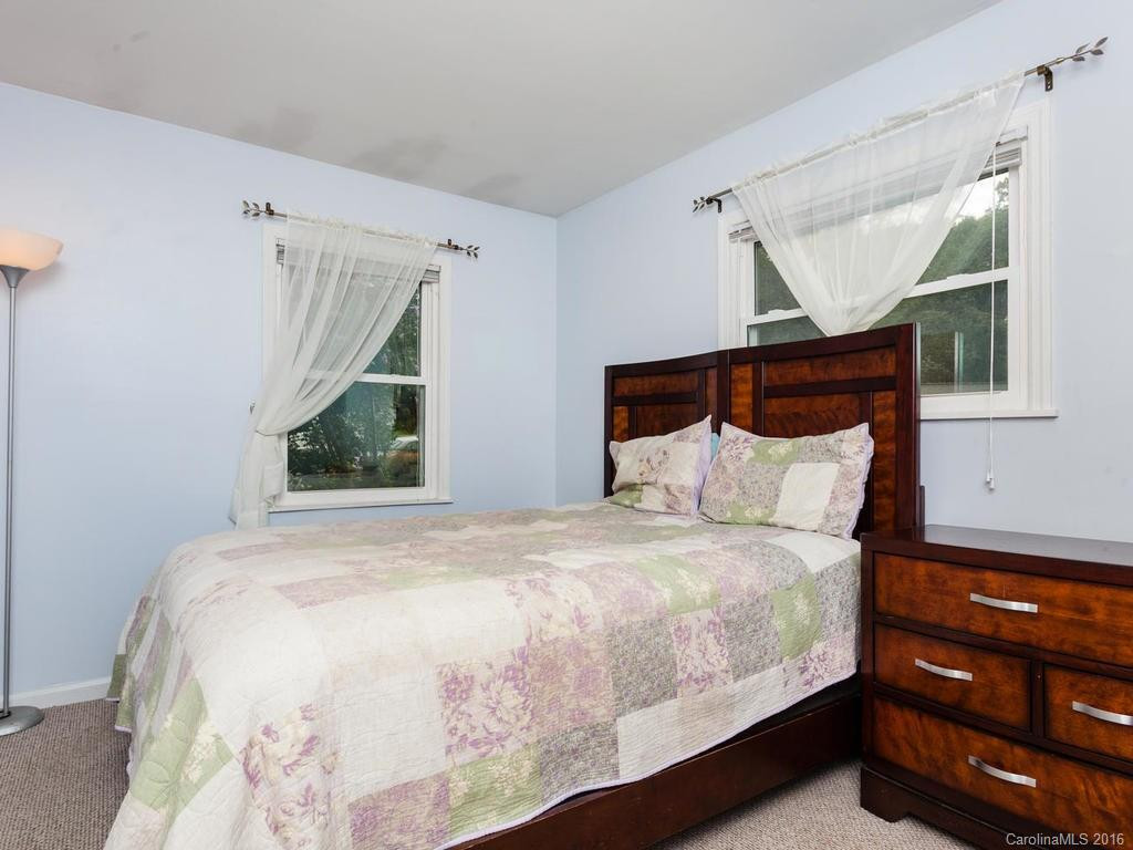 6 Waterford Court - Photo 13