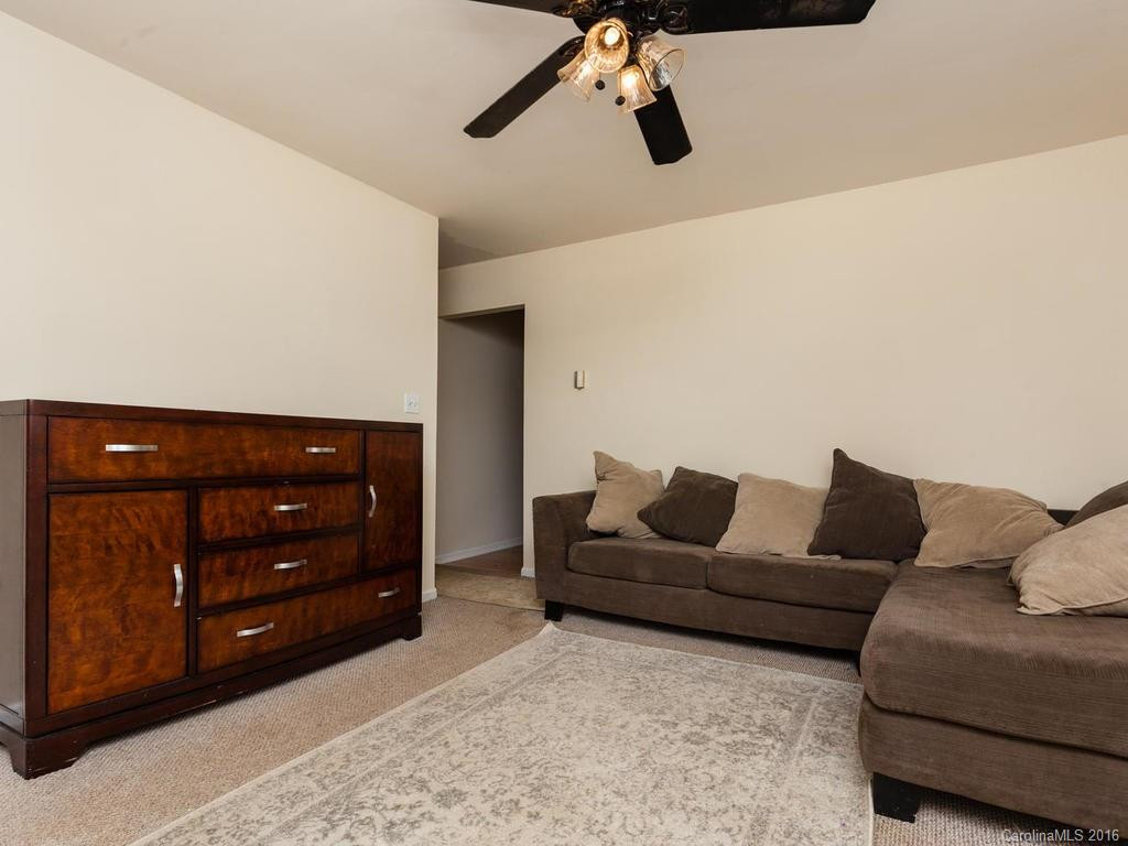 6 Waterford Court - Photo 6