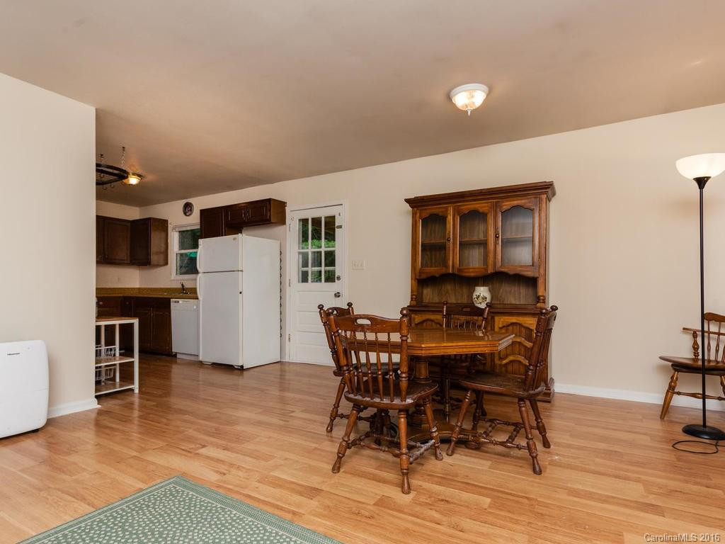 6 Waterford Court - Photo 8