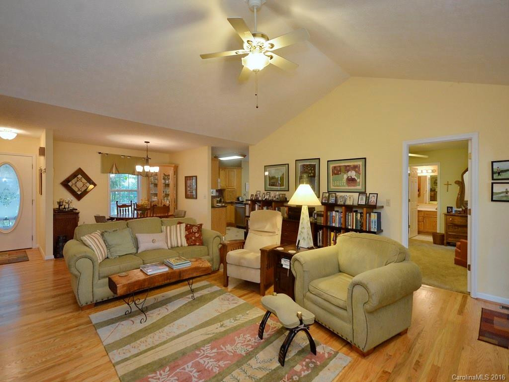 1568 Chestnut Gap Road #24 - Photo 3