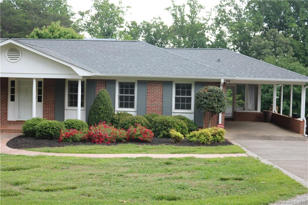 406 Forest Hills Circle - Photo 2