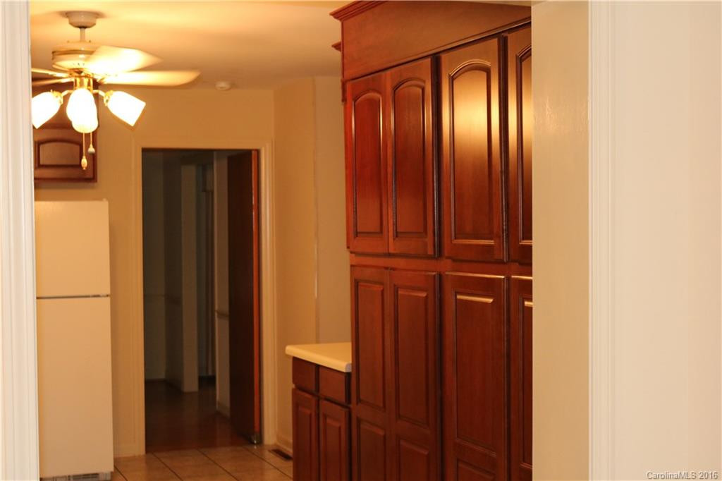 406 Forest Hills Circle - Photo 13