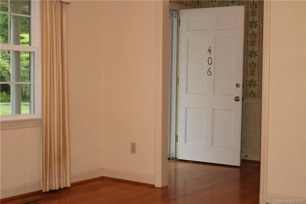 406 Forest Hills Circle - Photo 16