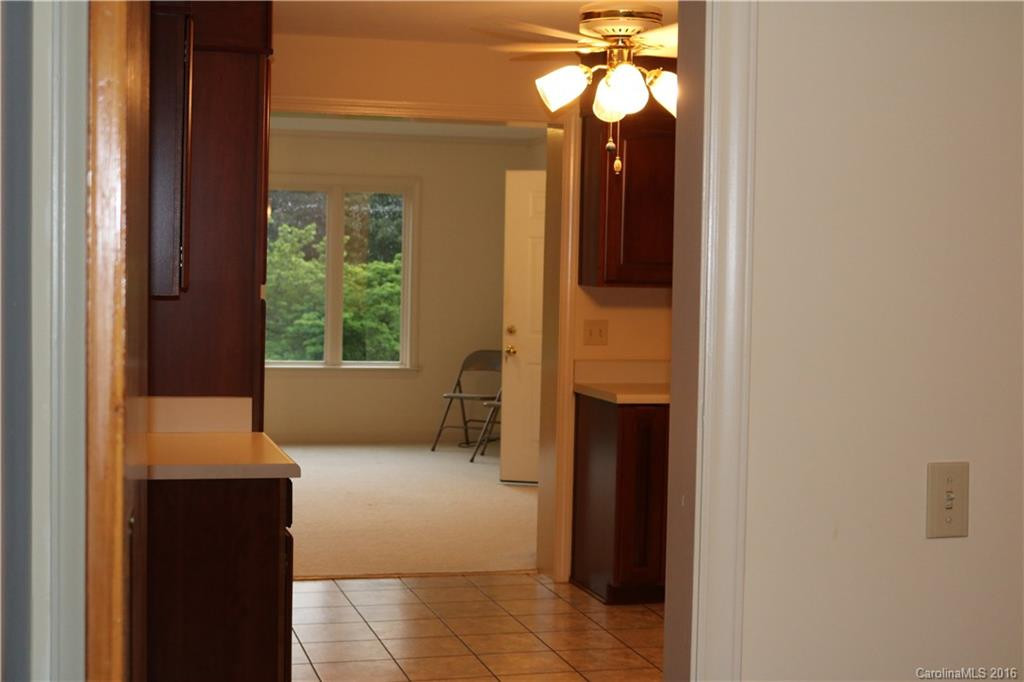 406 Forest Hills Circle - Photo 21