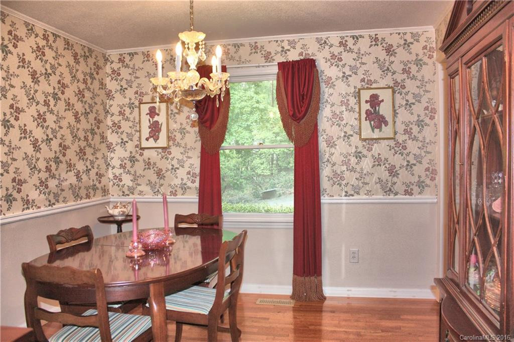 650 Laurel Heights Lane - Photo 4
