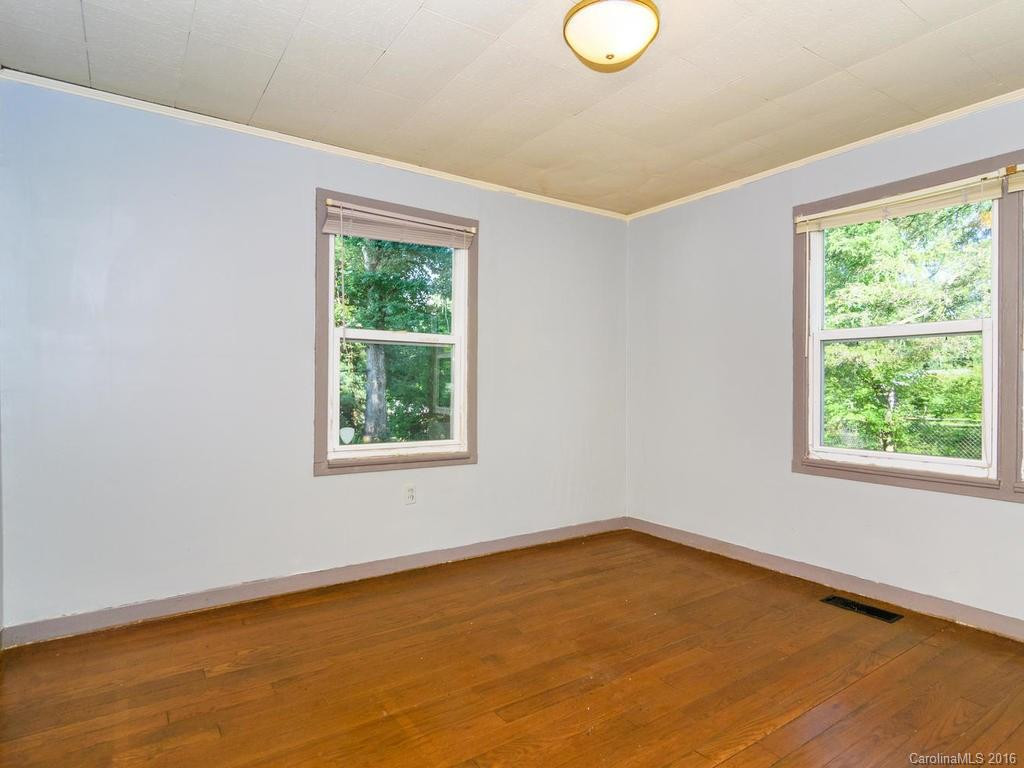 712 Center Street - Photo 14
