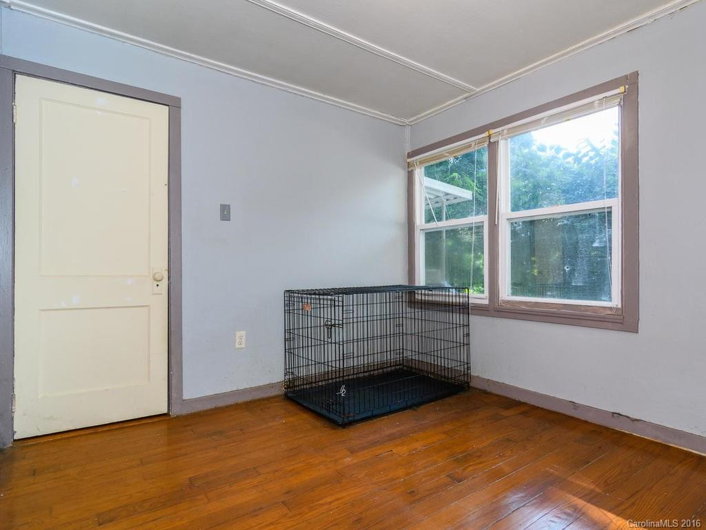 712 Center Street - Photo 16