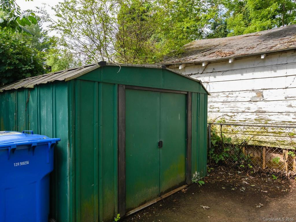 712 Center Street - Photo 24