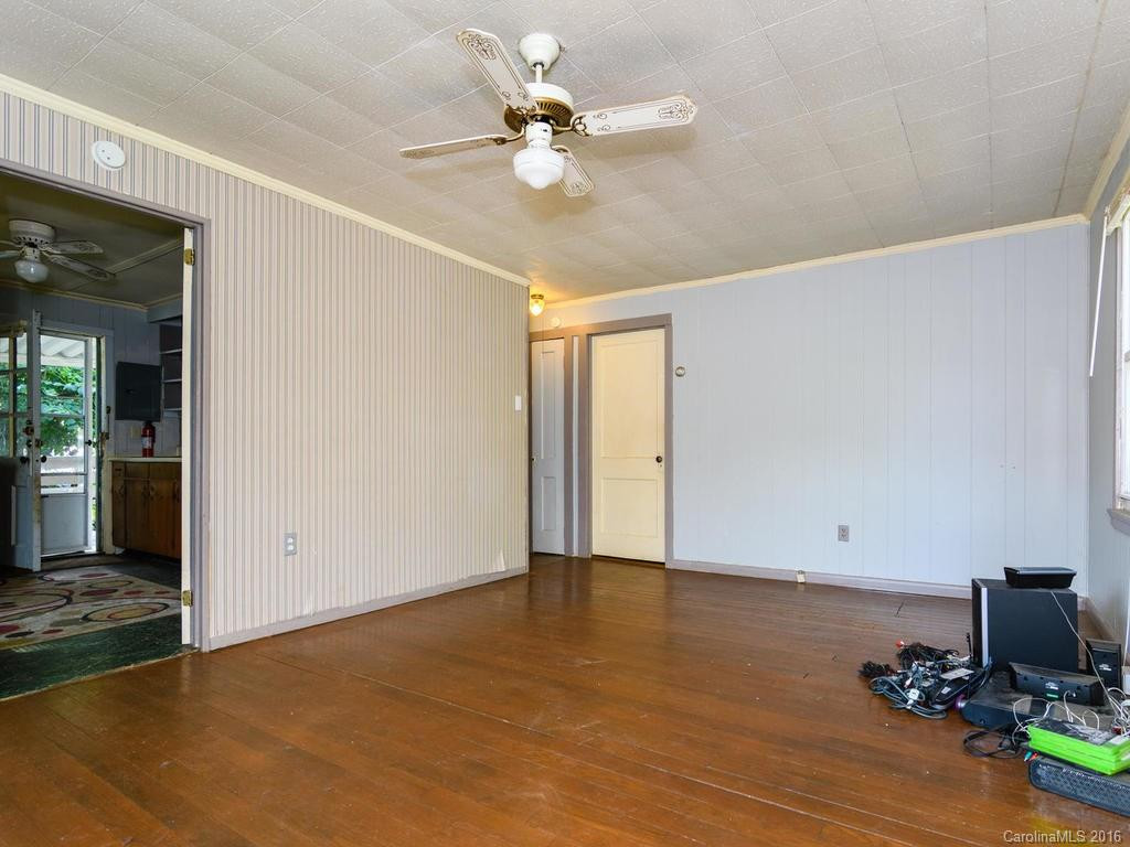 712 Center Street - Photo 6