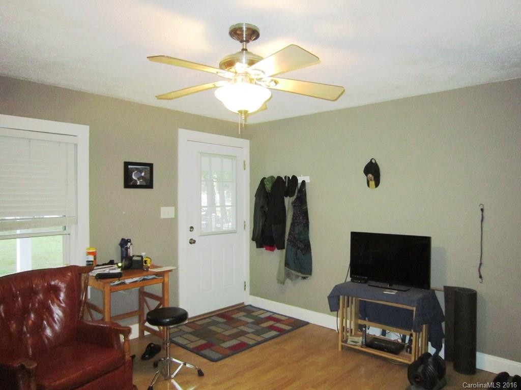 557 North Louisiana Avenue - Photo 3