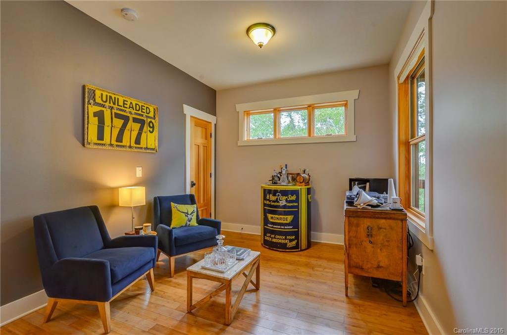 13 Reynolds Road - Photo 4