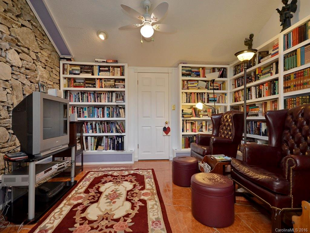 50 Whiskey Creek Road - Photo 12
