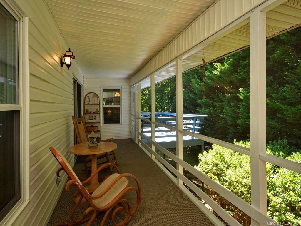 2 Tarragon Place - Photo 2