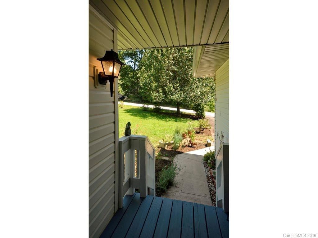 2 Tarragon Place - Photo 14