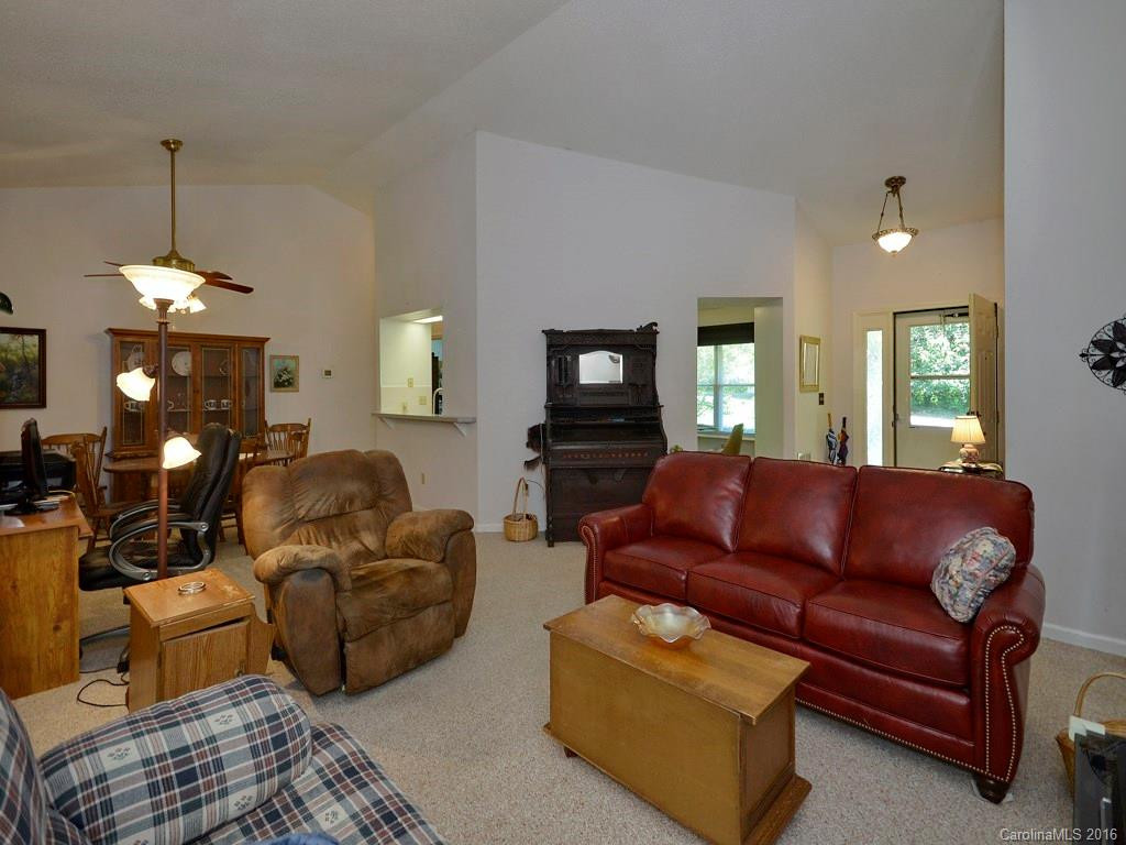 2 Tarragon Place - Photo 4