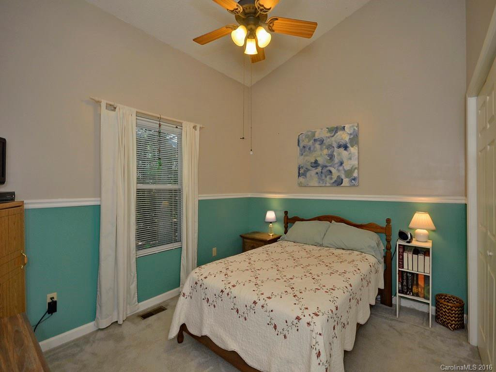 2 Tarragon Place - Photo 10