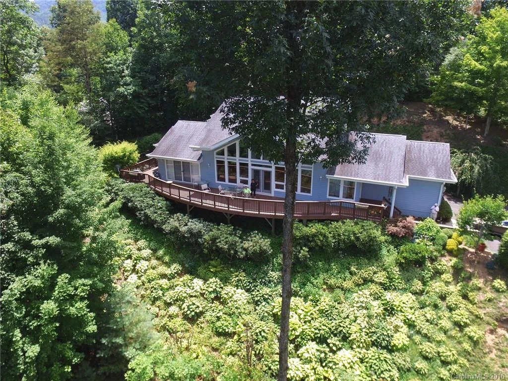 84 Tuxedo Ridge
