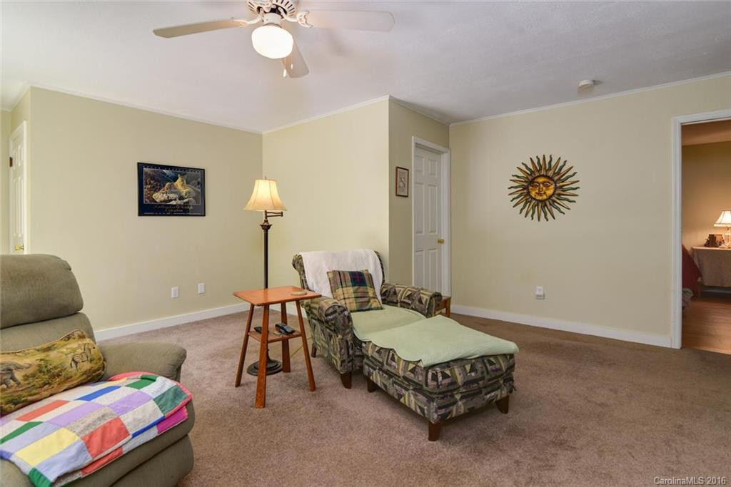 18 Oak Forest Drive - Photo 11