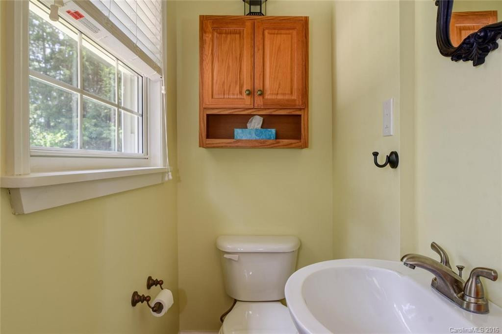 18 Oak Forest Drive - Photo 17