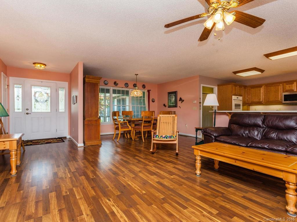 16 Beaumont Drive - Photo 4