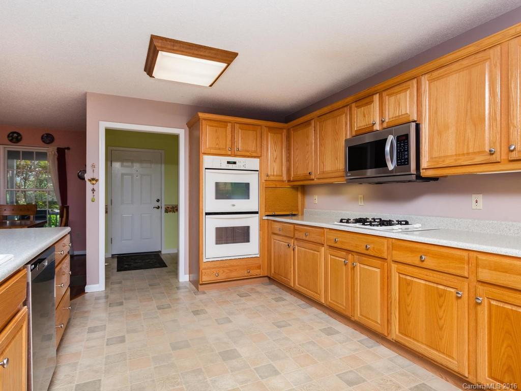 16 Beaumont Drive - Photo 8