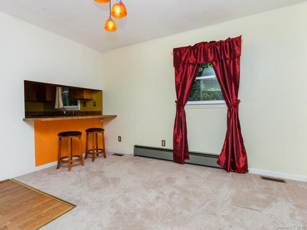 309 Dixon Drive - Photo 11