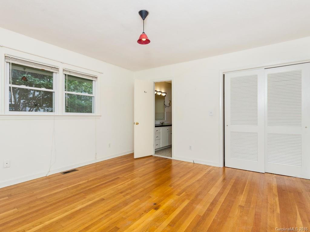 309 Dixon Drive - Photo 13