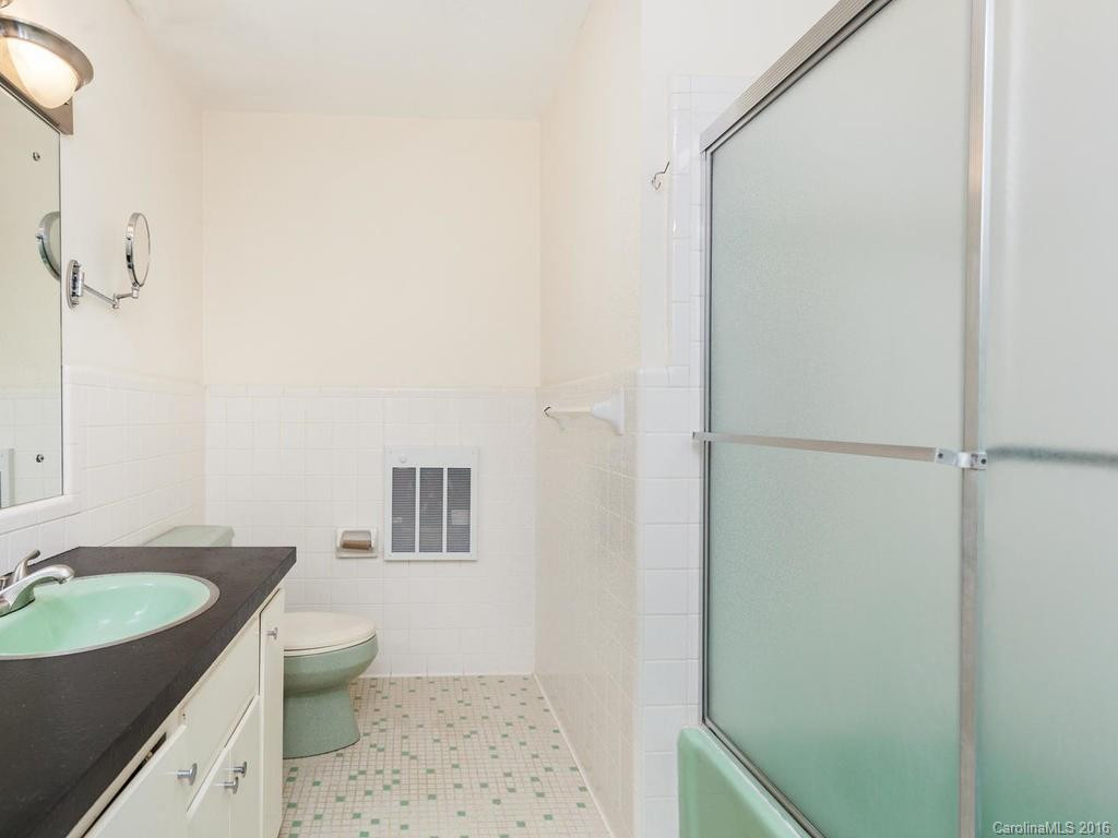 309 Dixon Drive - Photo 14
