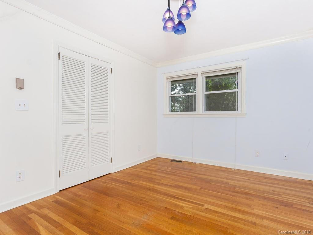 309 Dixon Drive - Photo 19