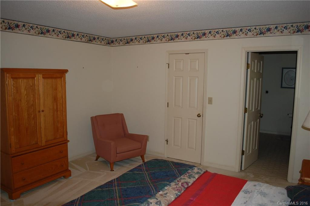 83 Oakwood Lane - Photo 12