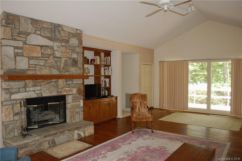 83 Oakwood Lane - Photo 6