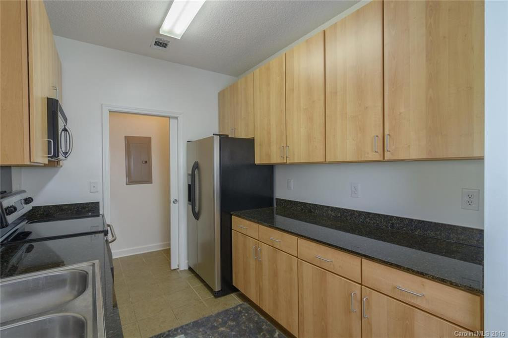 1000 Olde Eastwood Village Boulevard #206 - Photo 8