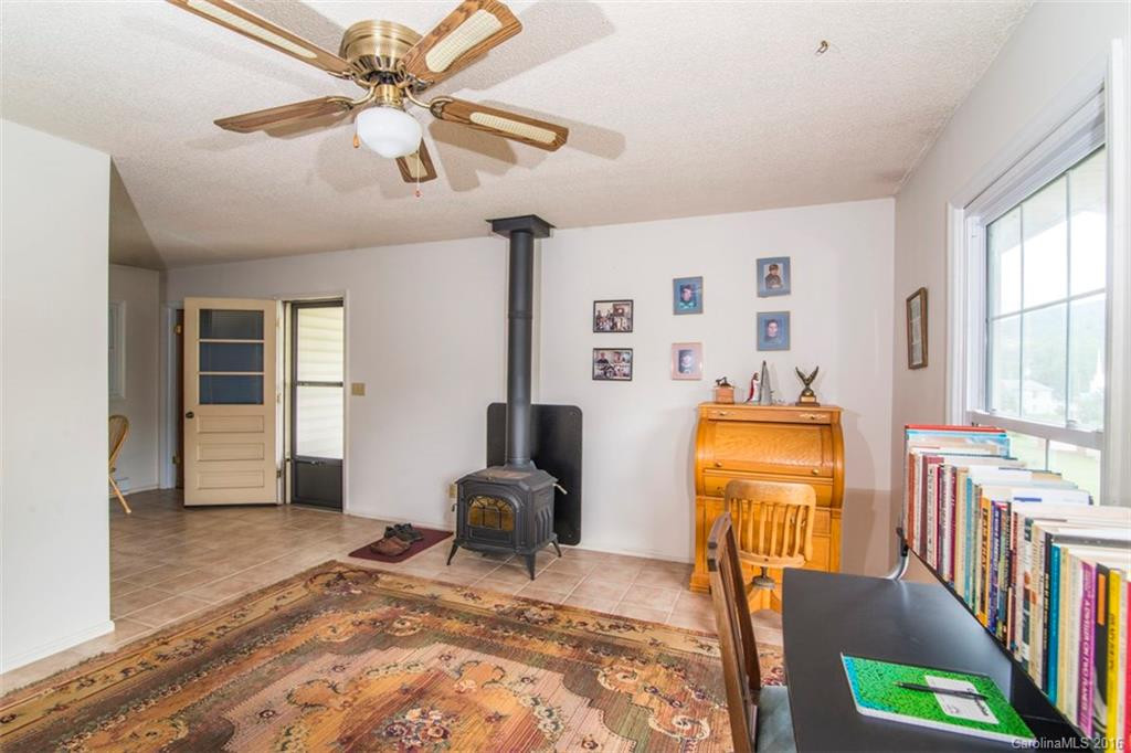 73 Vance Avenue - Photo 5