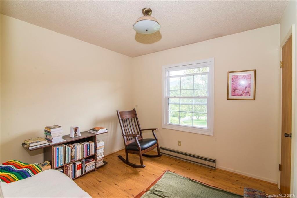 73 Vance Avenue - Photo 9