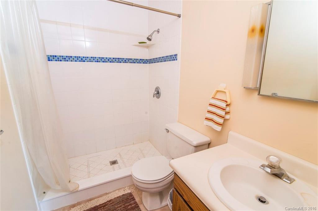 73 Vance Avenue - Photo 10
