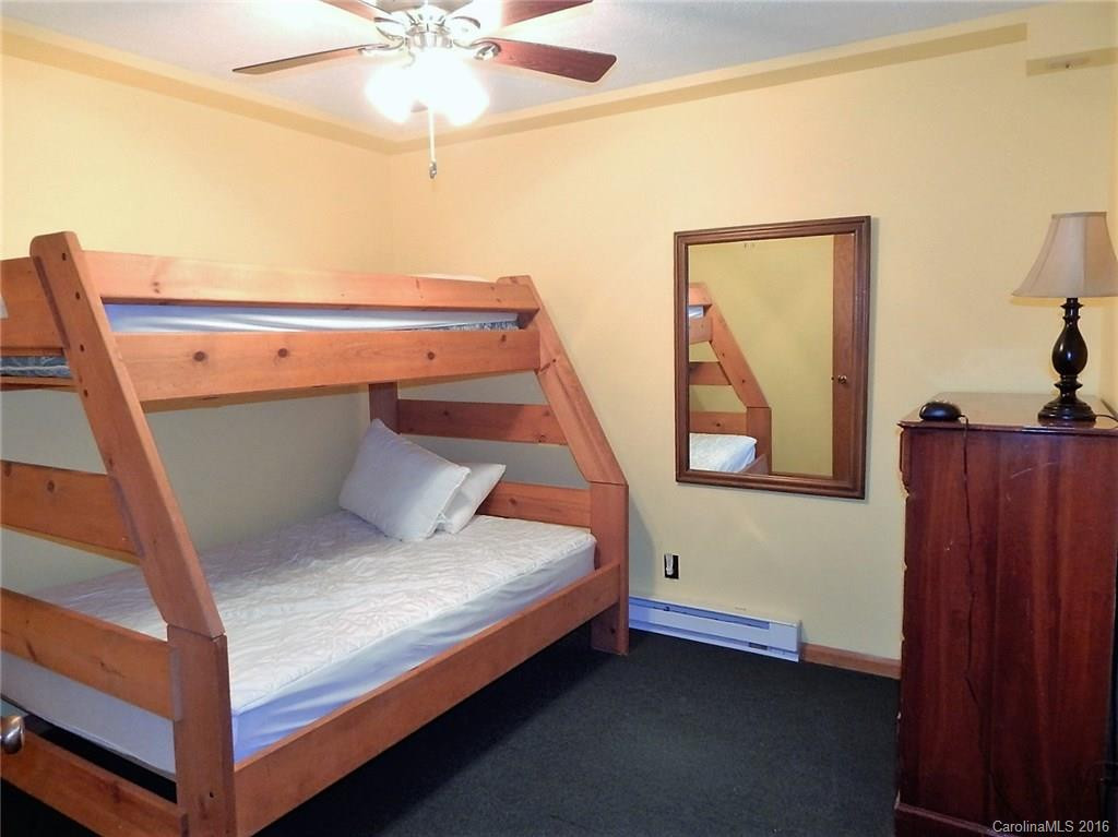 802 Kentwood Lane - Photo 12