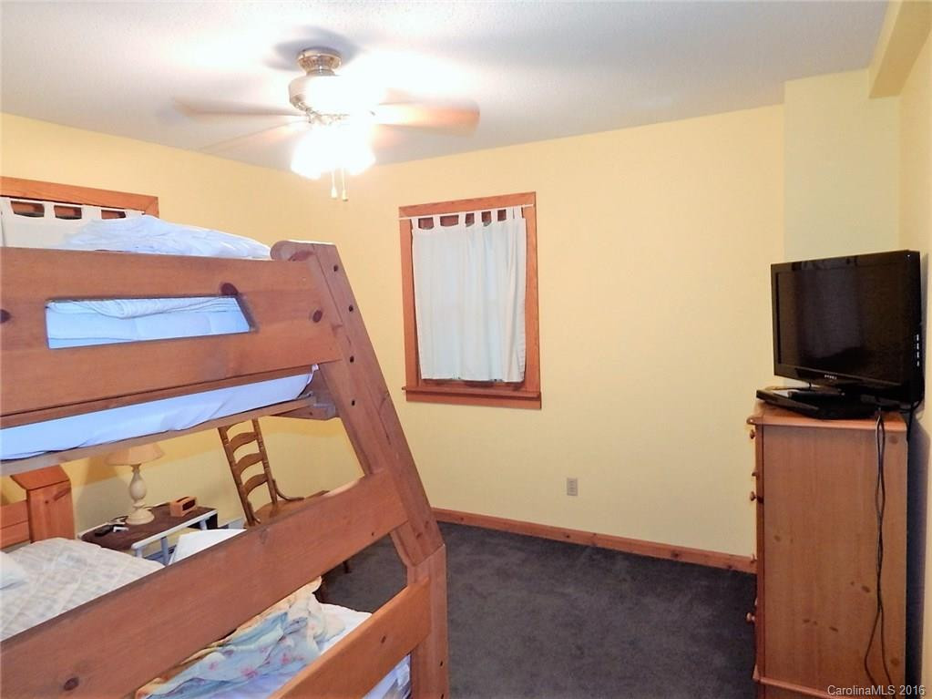 802 Kentwood Lane - Photo 14